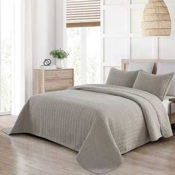 Natural Cotton Herringbone Quilt Set with Shams, All-Season Comfort