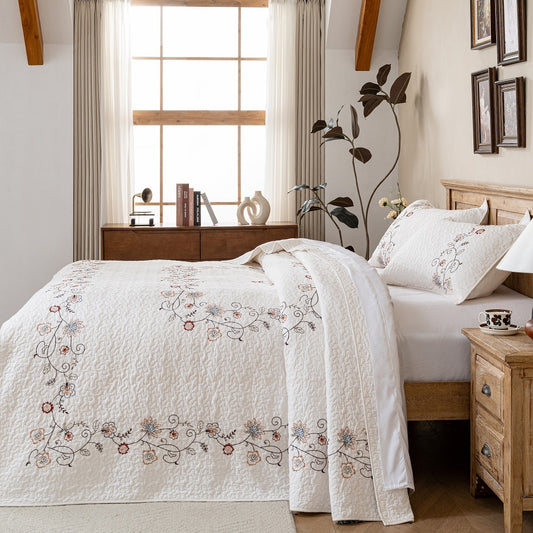 100% Cotton Embroidered Quilt Set, Floral Stitching, Pre-Washed Bedding for Queen & King