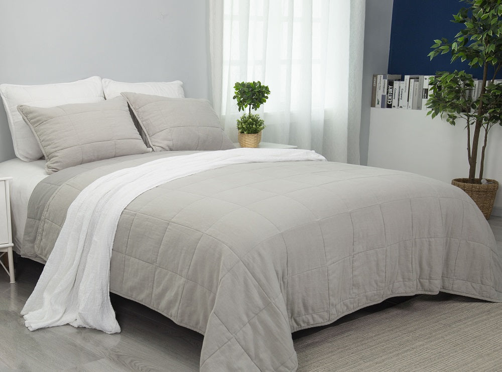 WHOLINENS Linen Blend Quilt & Pillow Shams, Stone Washed Lofty French Linen Quilt Queen/King-Grey